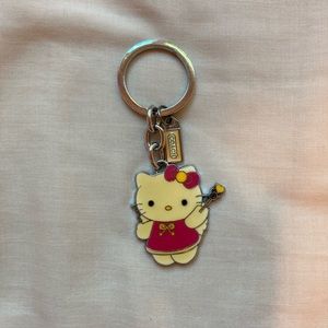 coach hello kitty keychain